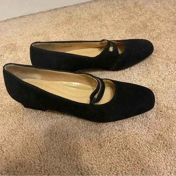 TROTTER  Women’s Mary Jane Pump Slip On Shoes Size 8 1/2 Narrow Black Crepe - Picture 3 of 12
